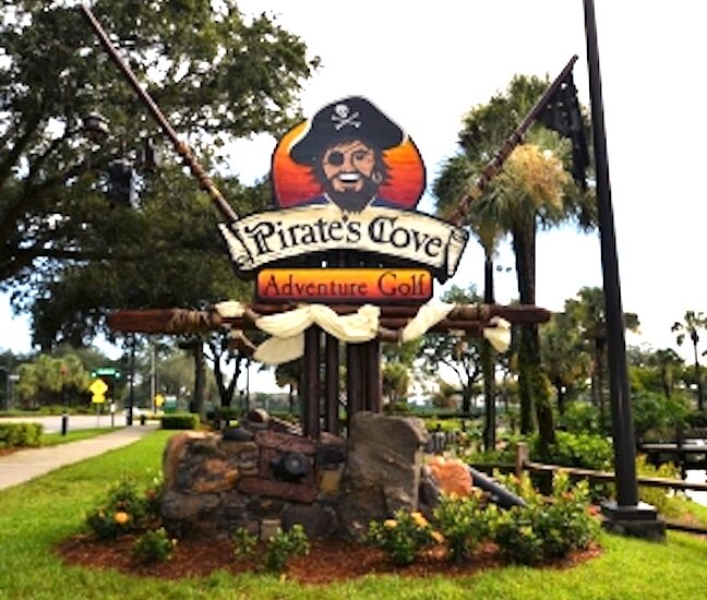 Pirate’s Cove Adventure Golf